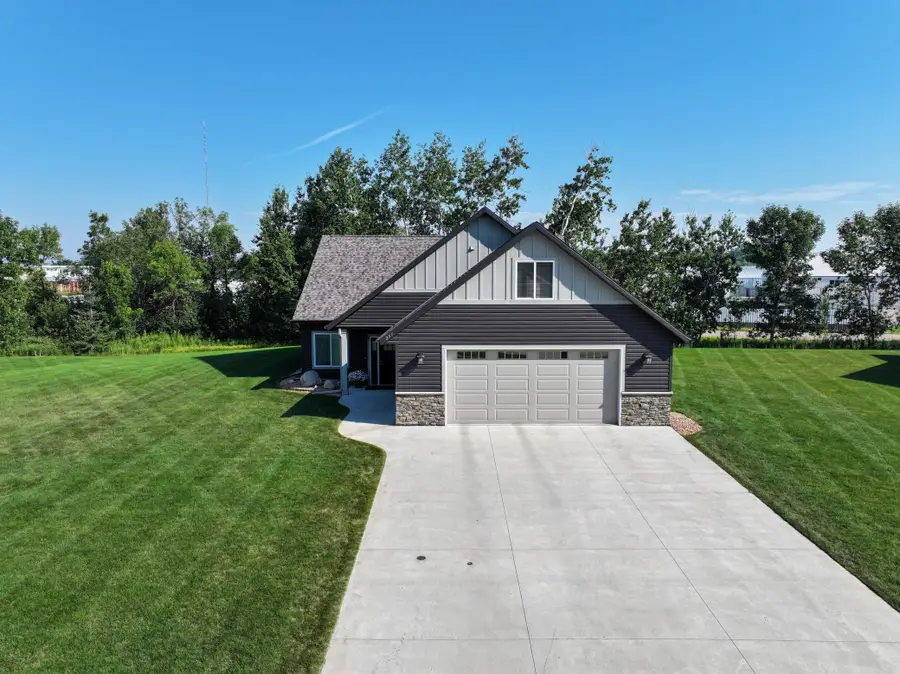 250 Rodeo Road, Alexandria, MN 56308 - Image #2