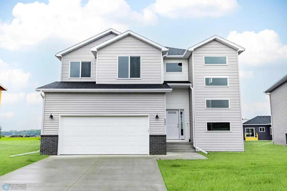 6656 Belding Drive S, Fargo, ND 58104 - Image #1