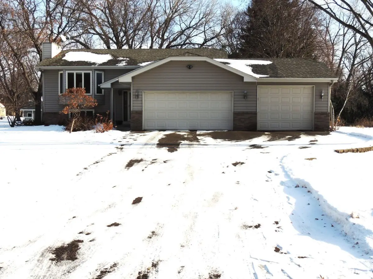 2520 Florida Avenue N, Golden Valley, MN 55427 - Image #1