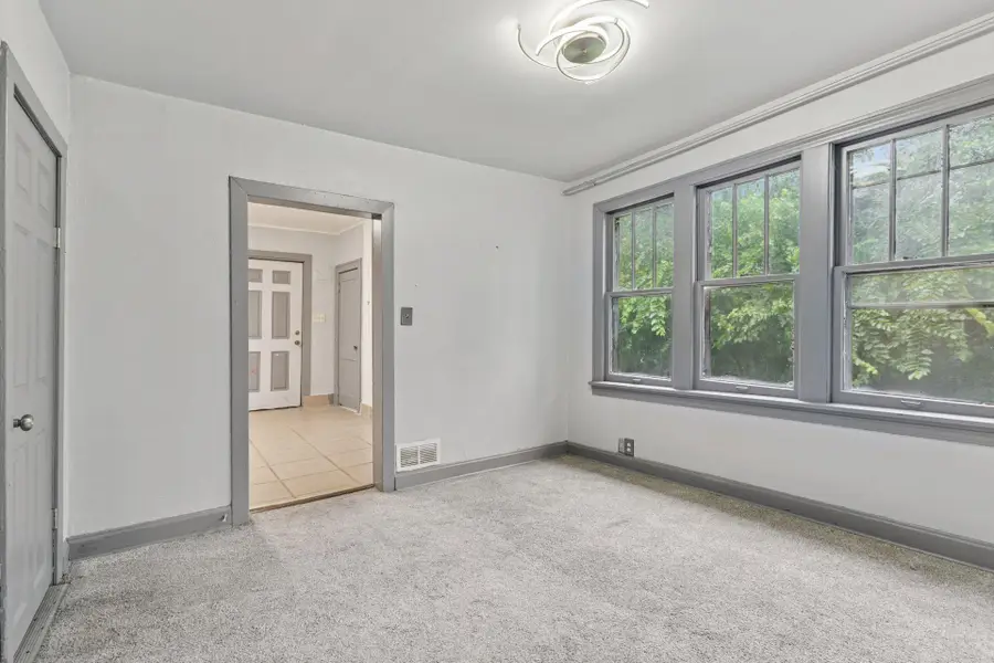 849 Woodbridge Street, Saint Paul, MN 55117 - Image #2