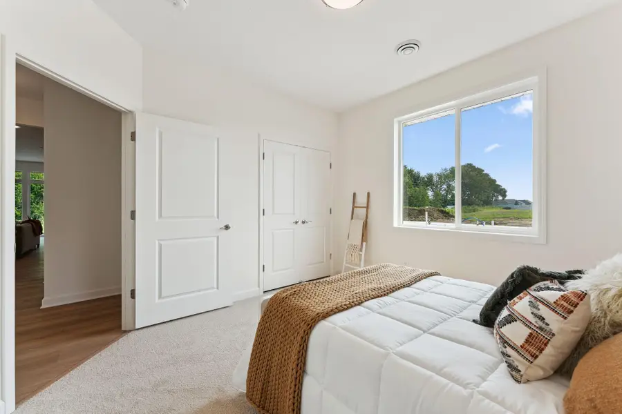 17729 Everest Avenue, Lakeville, MN 55044 - Image #3