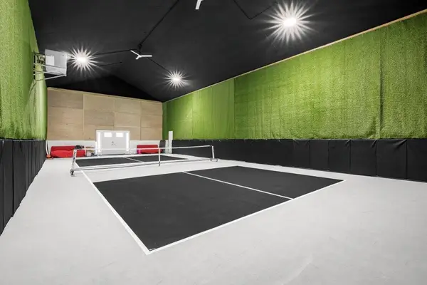 13200 Excelsior Boulevard, Minnetonka, MN 55343