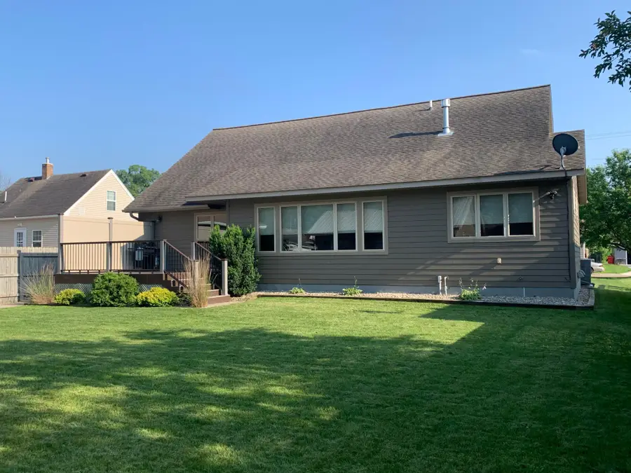 1807 3rd Avenue Ne, Austin, MN 55912 - Image #2