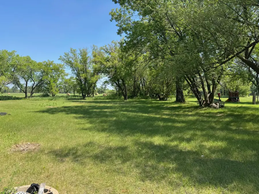 309 Alaska Street E, Lancaster, MN 56735 - #3