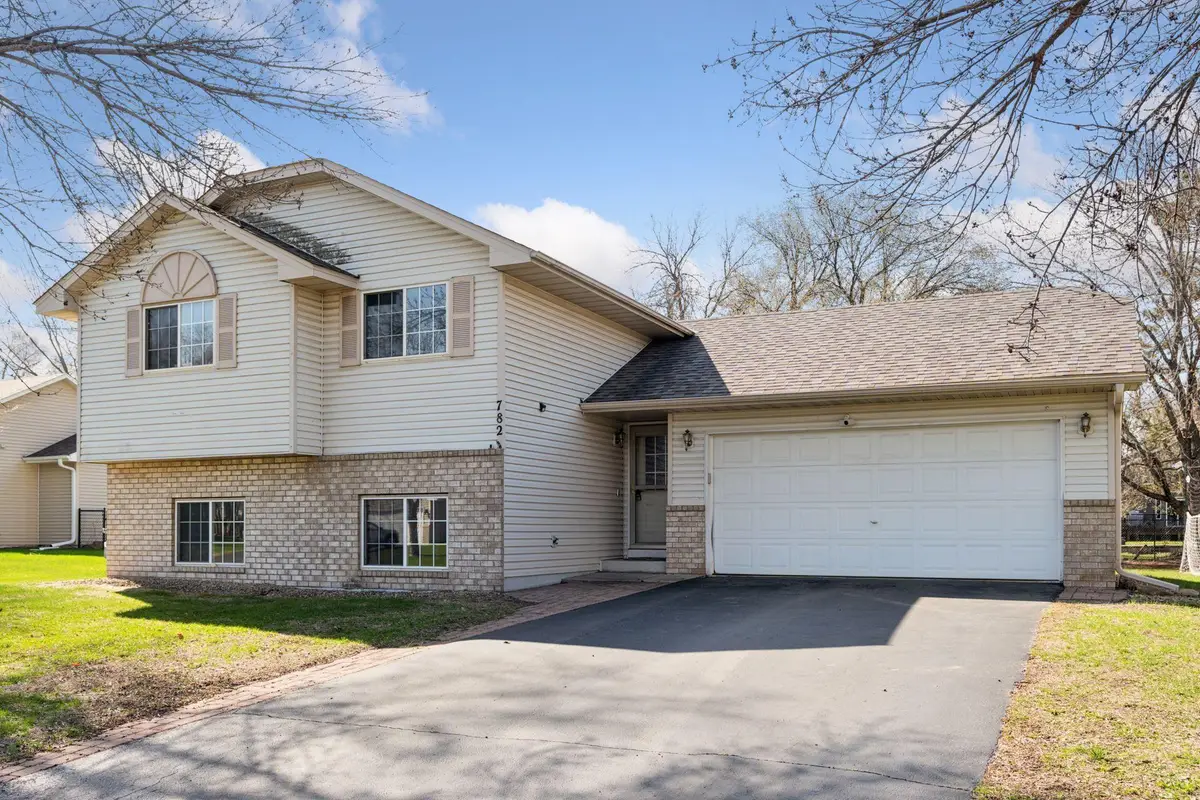 782 101st Avenue Ne, Blaine, MN 55434 - #1