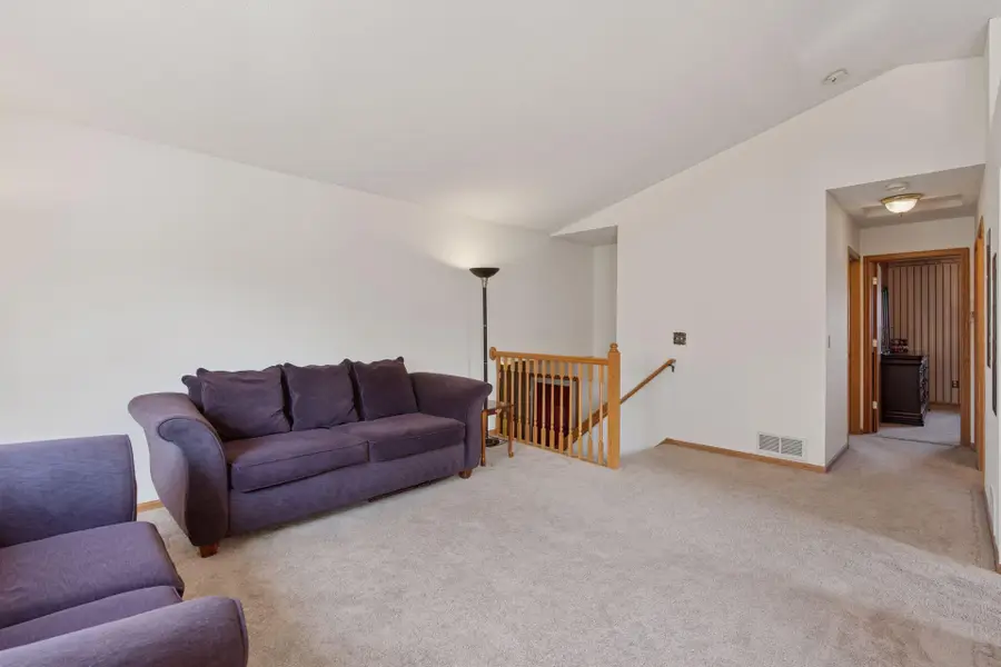 782 101st Avenue Ne, Blaine, MN 55434 - #2