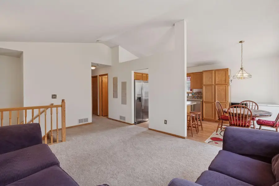 782 101st Avenue Ne, Blaine, MN 55434 - #3