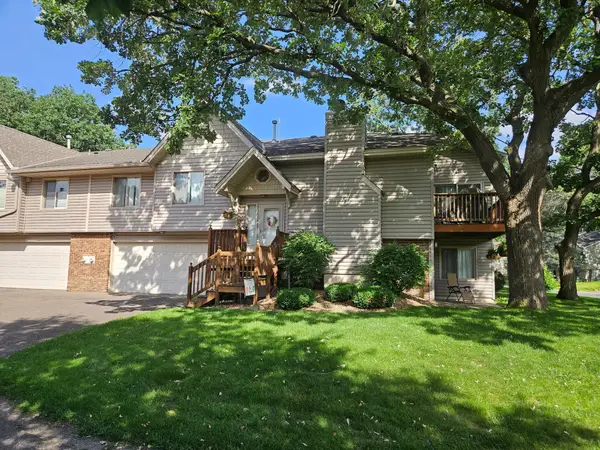 217 Galtier Place, Shoreview, MN 55126