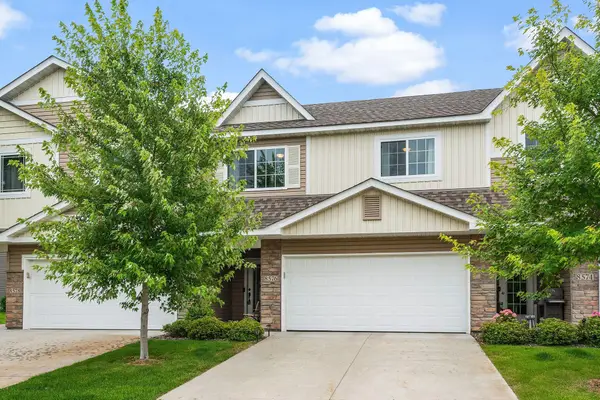 8576 Gateway Circle, Monticello, MN 55362