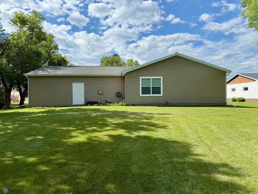 511 Jessamine Avenue, Aneta, ND 58212 - Image #3