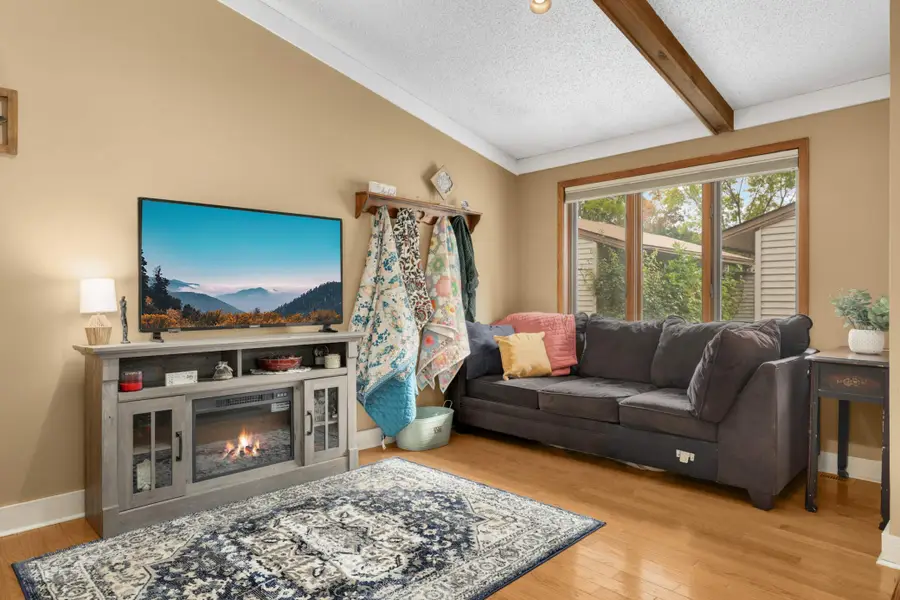 1226 Polk Street S, Shakopee, MN 55379 - Image #2