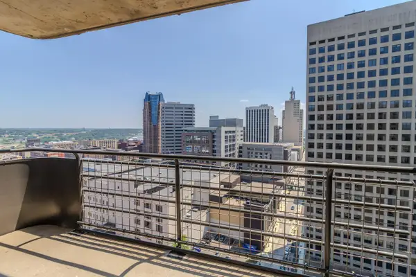 66 9th Street E #2315, Saint Paul, MN 55101