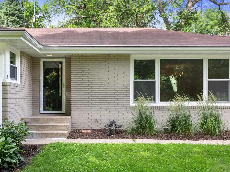 4820 Williston Road, Minnetonka, MN 55345 - Image #3