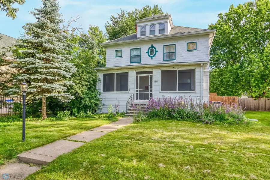 1117 3rd Avenue S, Fargo, ND 58103 - #2