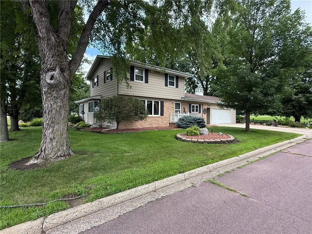 1134 10th Street, Westbrook, MN 56183 - Image #1