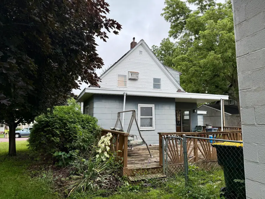 110 E Flynn Street, Redwood Falls, MN 56283 - Image #2