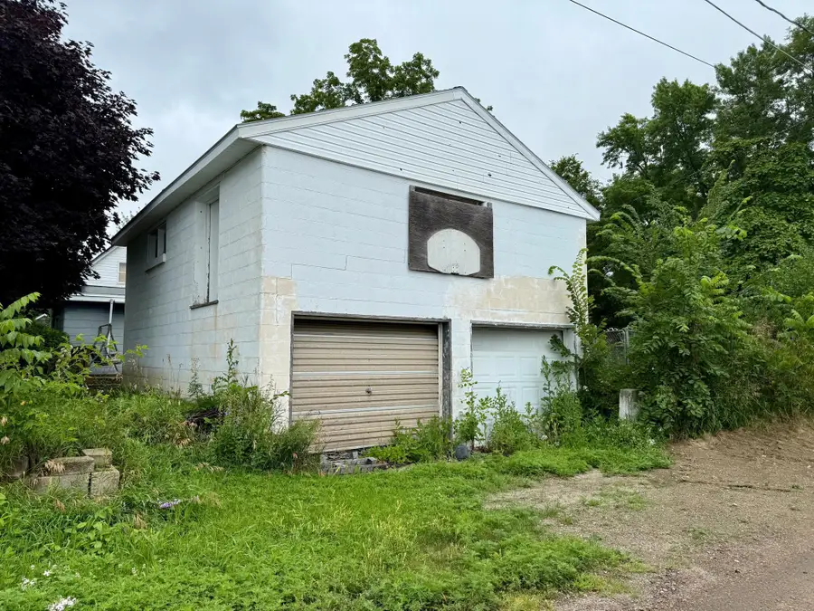 110 E Flynn Street, Redwood Falls, MN 56283 - Image #3