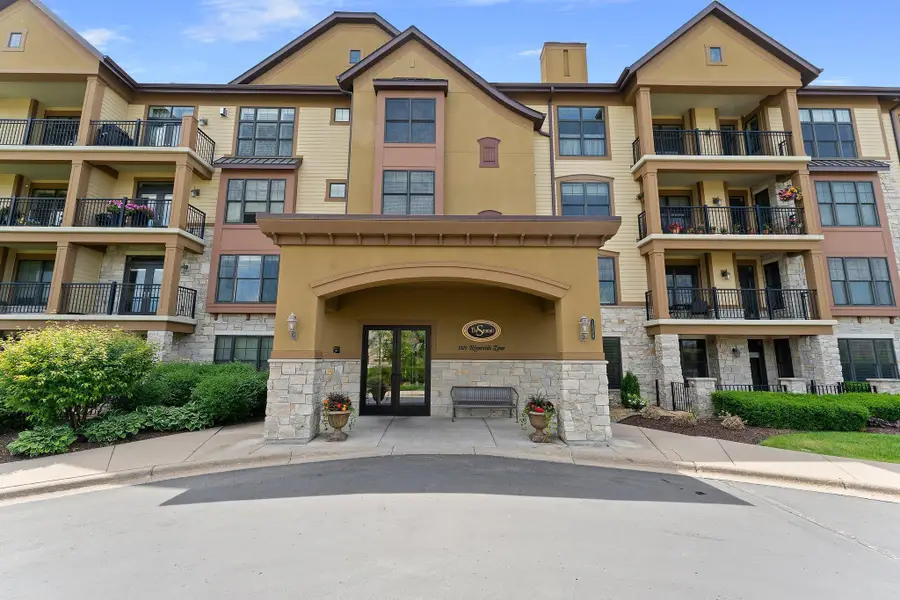 1320 Riverside Lane #112, Mendota Heights, MN 55118 - Image #2