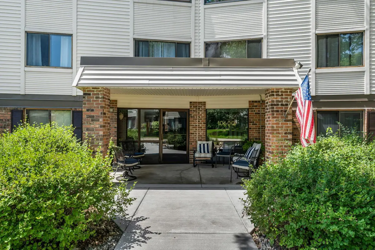 10600 43rd Avenue N #203, Plymouth, MN 55442 - Image #1