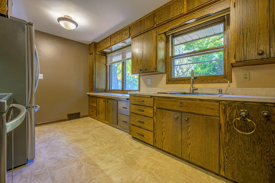 595 Milwaukee Avenue Sw, Hutchinson, MN 55350 - Image #3