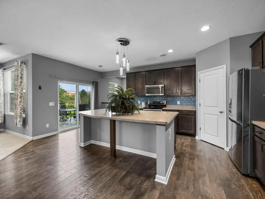 15653 Eddy Creek Way, Apple Valley, MN 55124 - Image #3