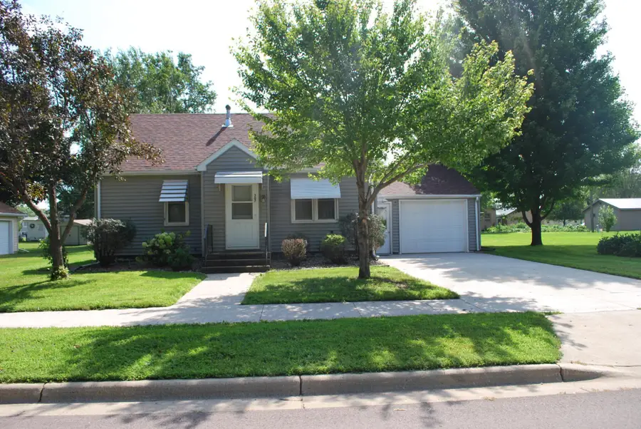 307 S Main Street, Sherburn, MN 56171 - Image #2