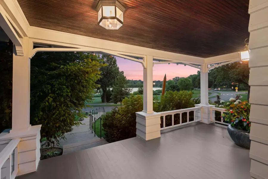 2225 E Lake Of The Isles Parkway, Minneapolis, MN 55405 - Image #2