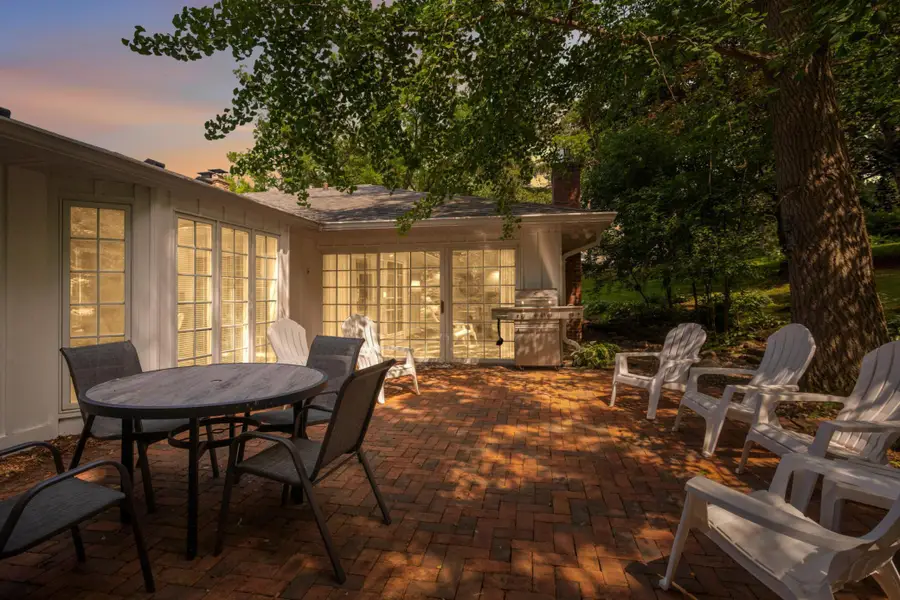 2194 Charlton Road, Sunfish Lake, MN 55118 - Image #3