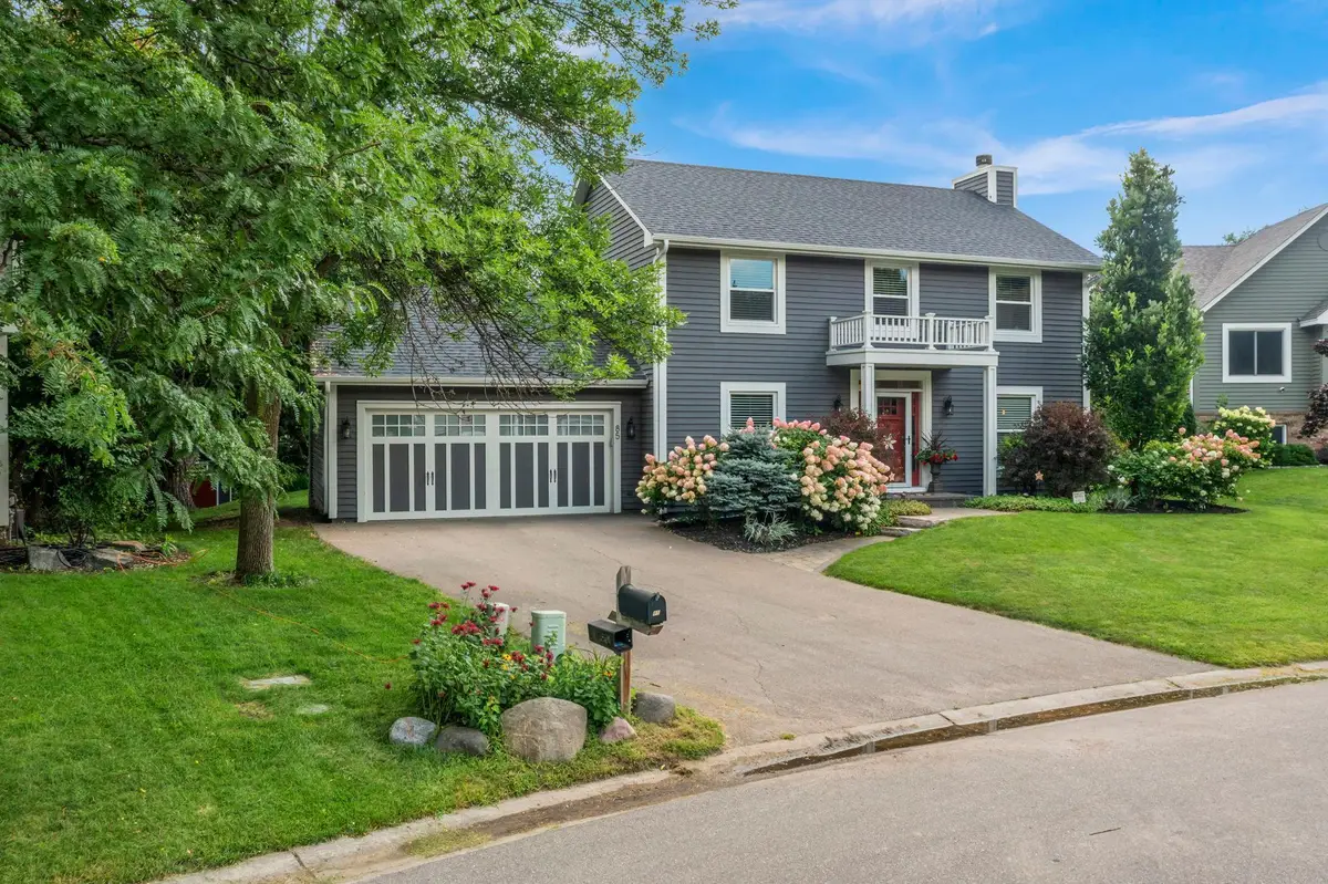 85 Castle Ridge Court, Chanhassen, MN 55317 - #1