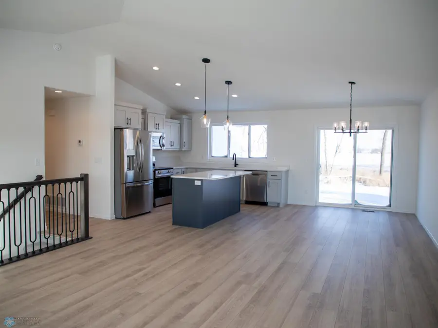 305 Neuman Boulevard N, Colfax, ND 58018 - Image #2