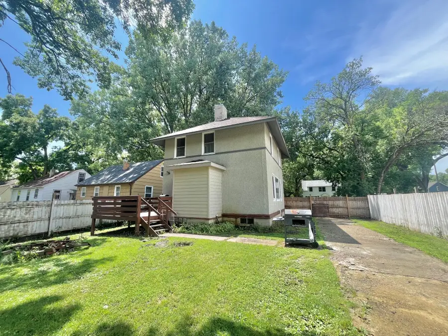 611 16th Street Sw, Willmar, MN 56201 - Image #2