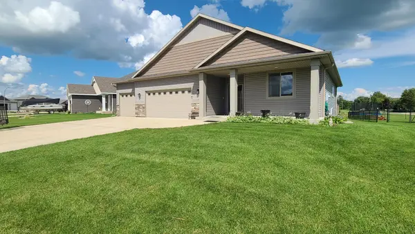 1302 18th Drive Ne, Austin, MN 55912