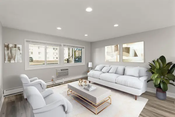 2616 Harriet Avenue #111, Minneapolis, MN 55408