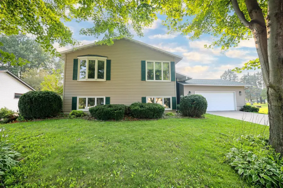 213 5th Street Ne, Grand Meadow, MN 55936 - Image #3