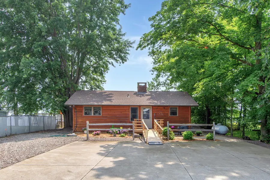 46474 Bay Avenue, Isle, MN 56342 - Image #3