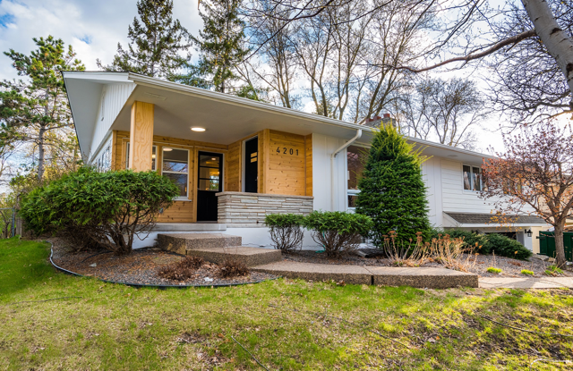 4201 Dunberry Lane, Edina, MN 55435 - Image #1