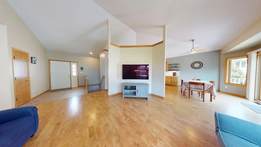 2524 Parkhill Lane Sw, Rochester, MN 55902 - Image #3