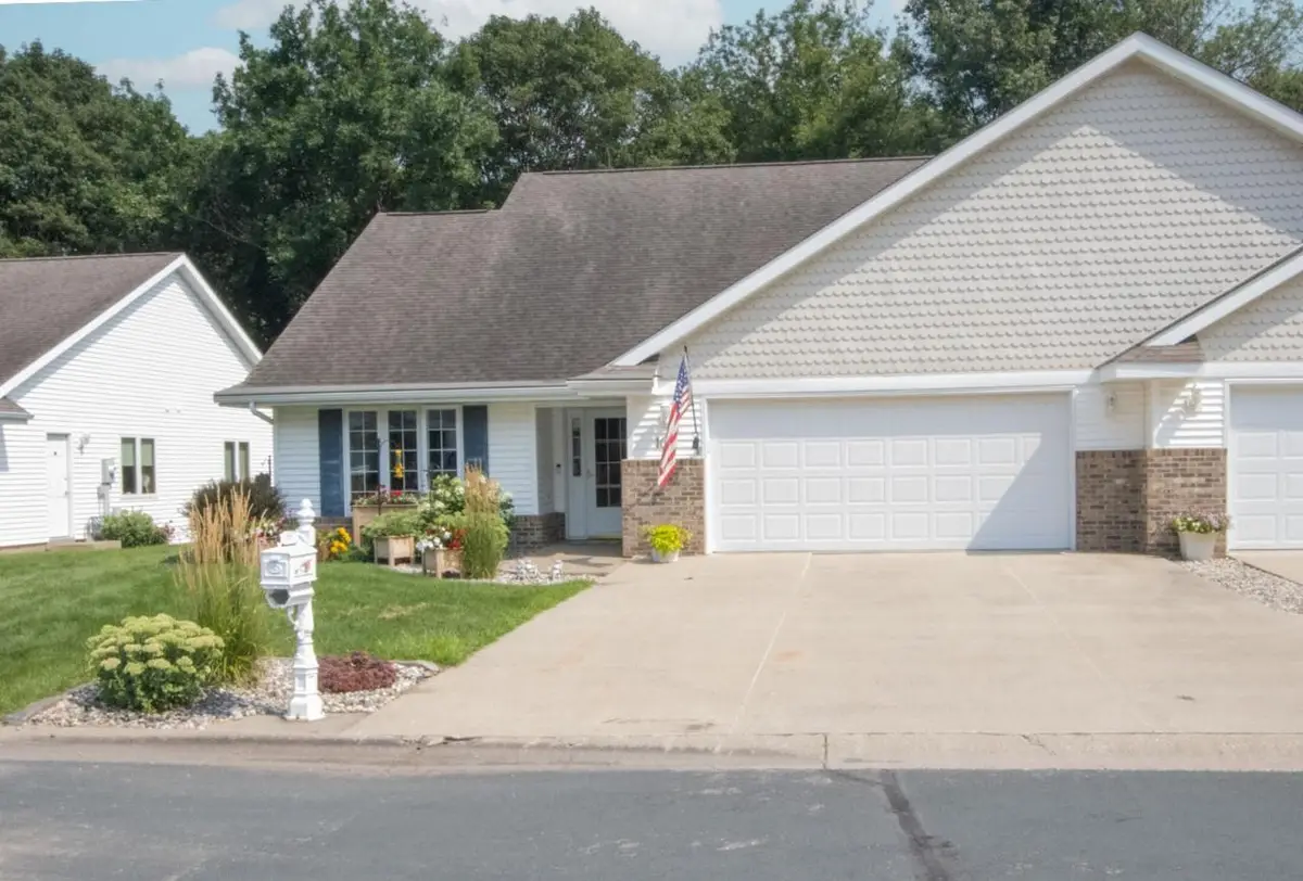 107 Shiloh Court, Mankato, MN 56001 - Image #1