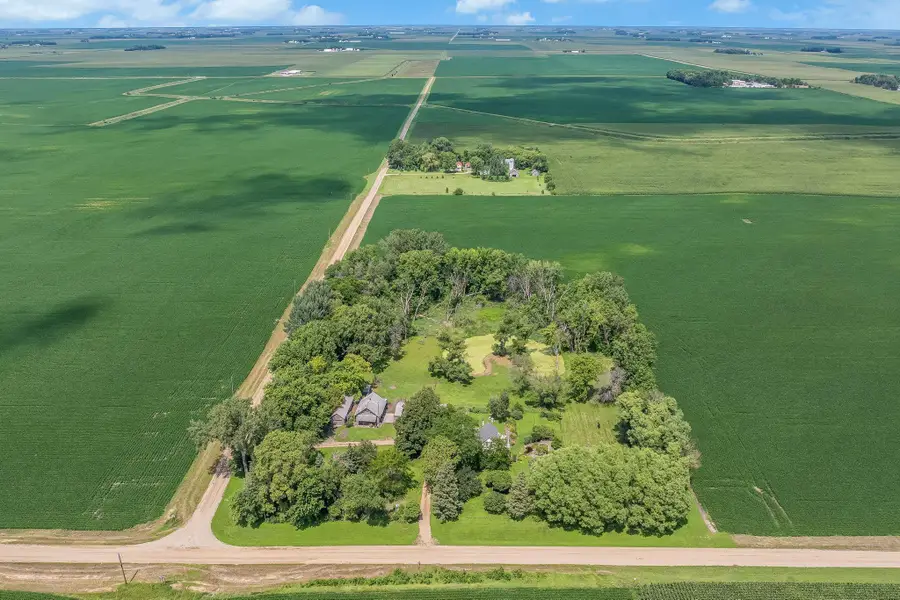 45037 180th Street, Sleepy Eye, MN 56085 - Image #3