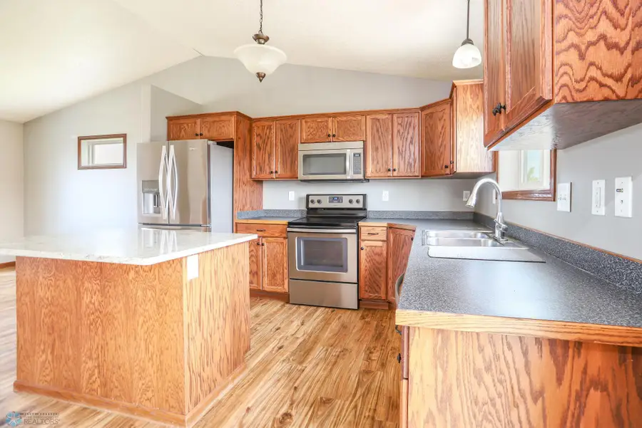 4507 Newport Lane, West Fargo, ND 58078 - Image #3