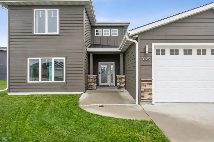 1029 44th Avenue S, Moorhead, MN 56560 - Image #2