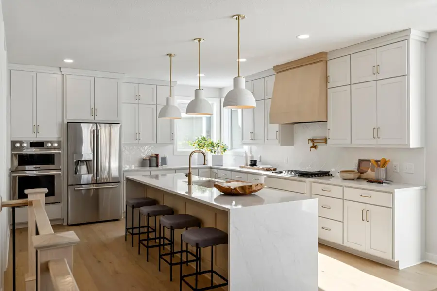 11359 Wildflower Drive N, Lake Elmo, MN 55042 - Image #2