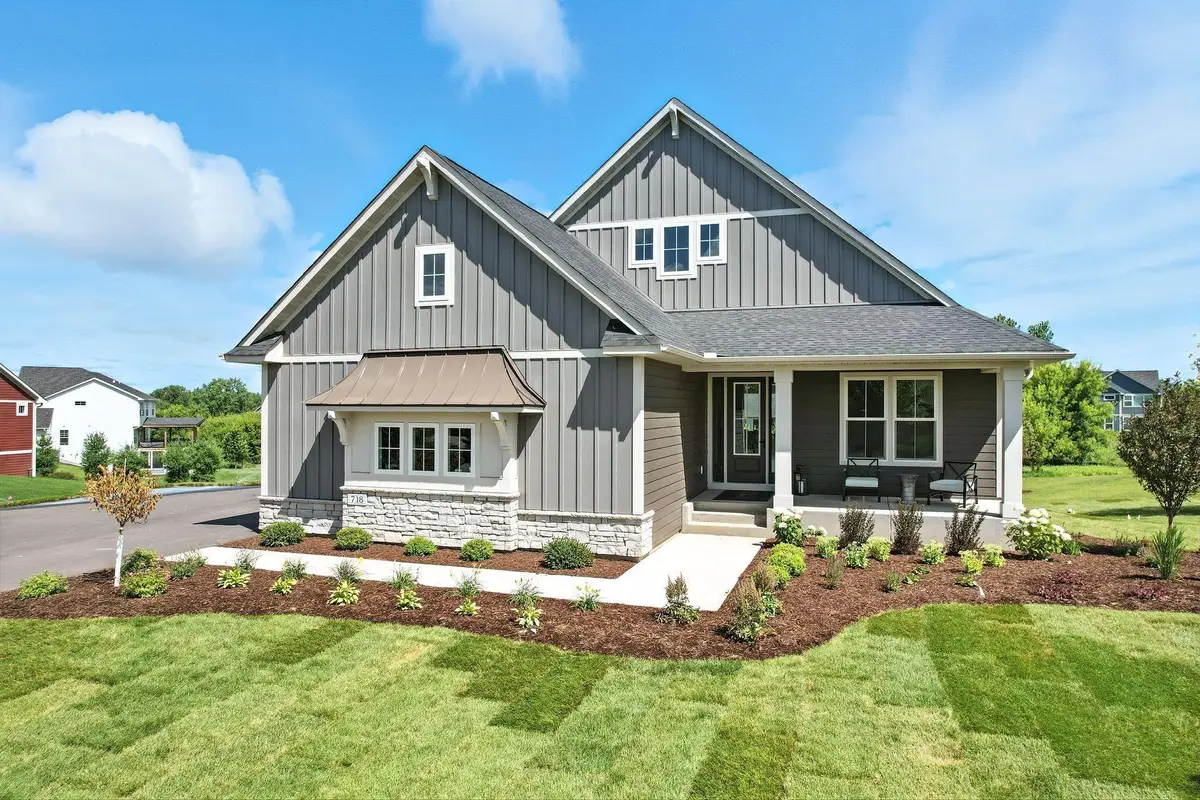 718 Crest Curve, Troy, WI 54016 - Image #1