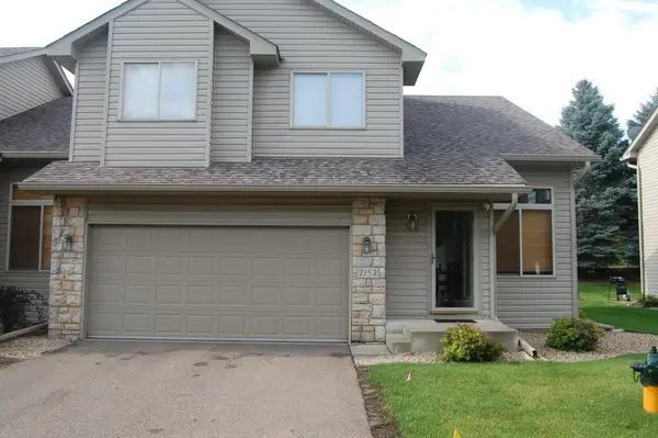 2152 Limerick Lane, Shakopee, MN 55379