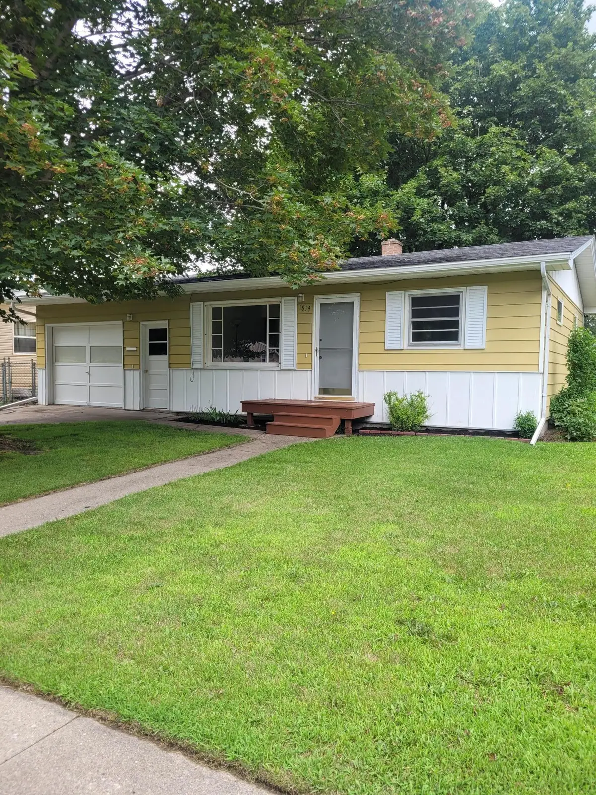 1814 10th Avenue N, Moorhead, MN 56560 - Image #1