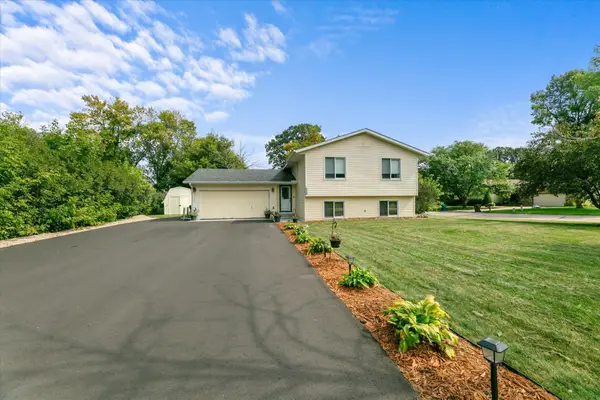 5530 55th Circle Ne, Albertville, MN 55301