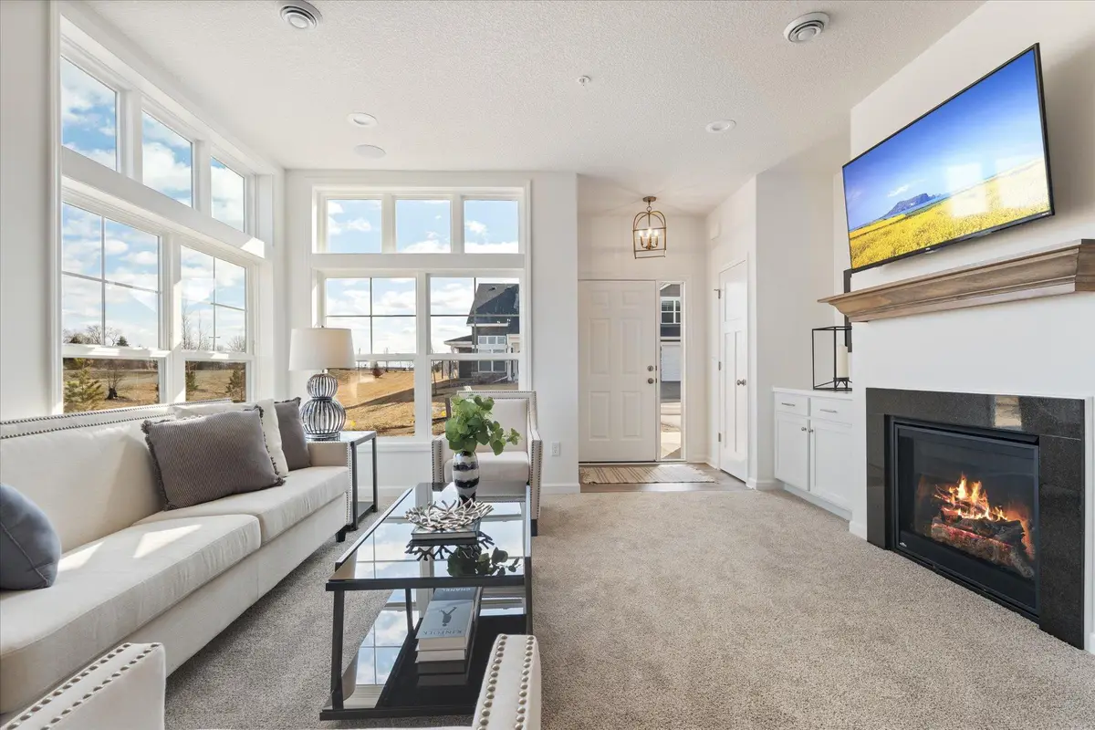 6725 Jorgensen Avenue S, Cottage Grove, MN 55016 - Image #1