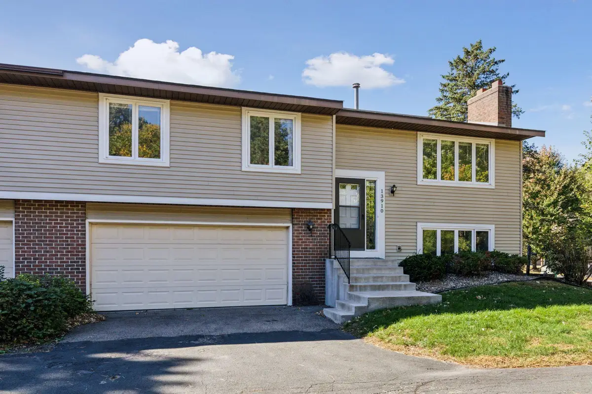 13910 Herald Court, Apple Valley, MN 55124 - Image #1