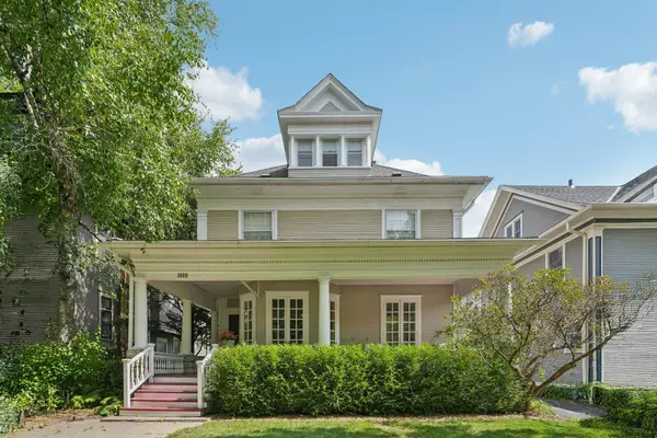 1805 Fremont Avenue S, Minneapolis, MN 55403