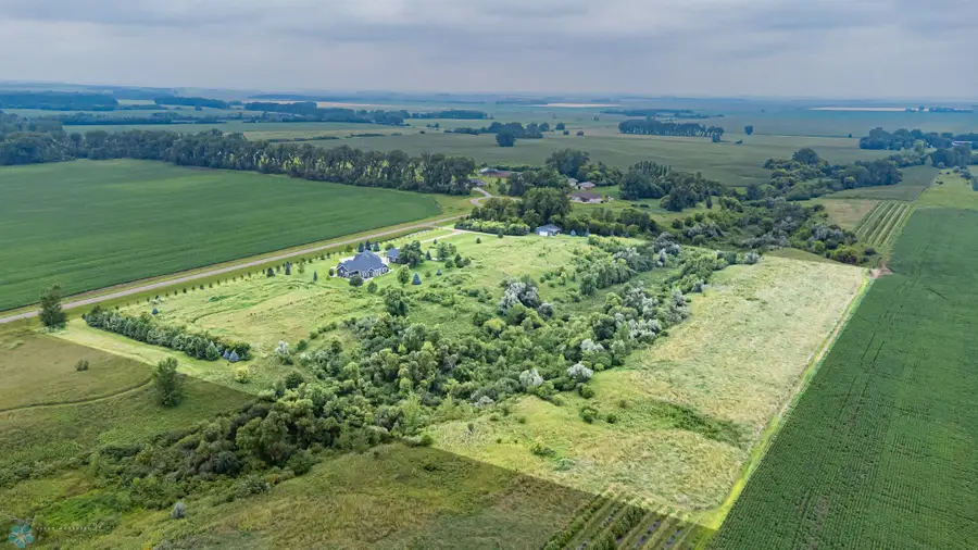 5374 Lunder Lane, Kindred, ND 58051 - Image #3